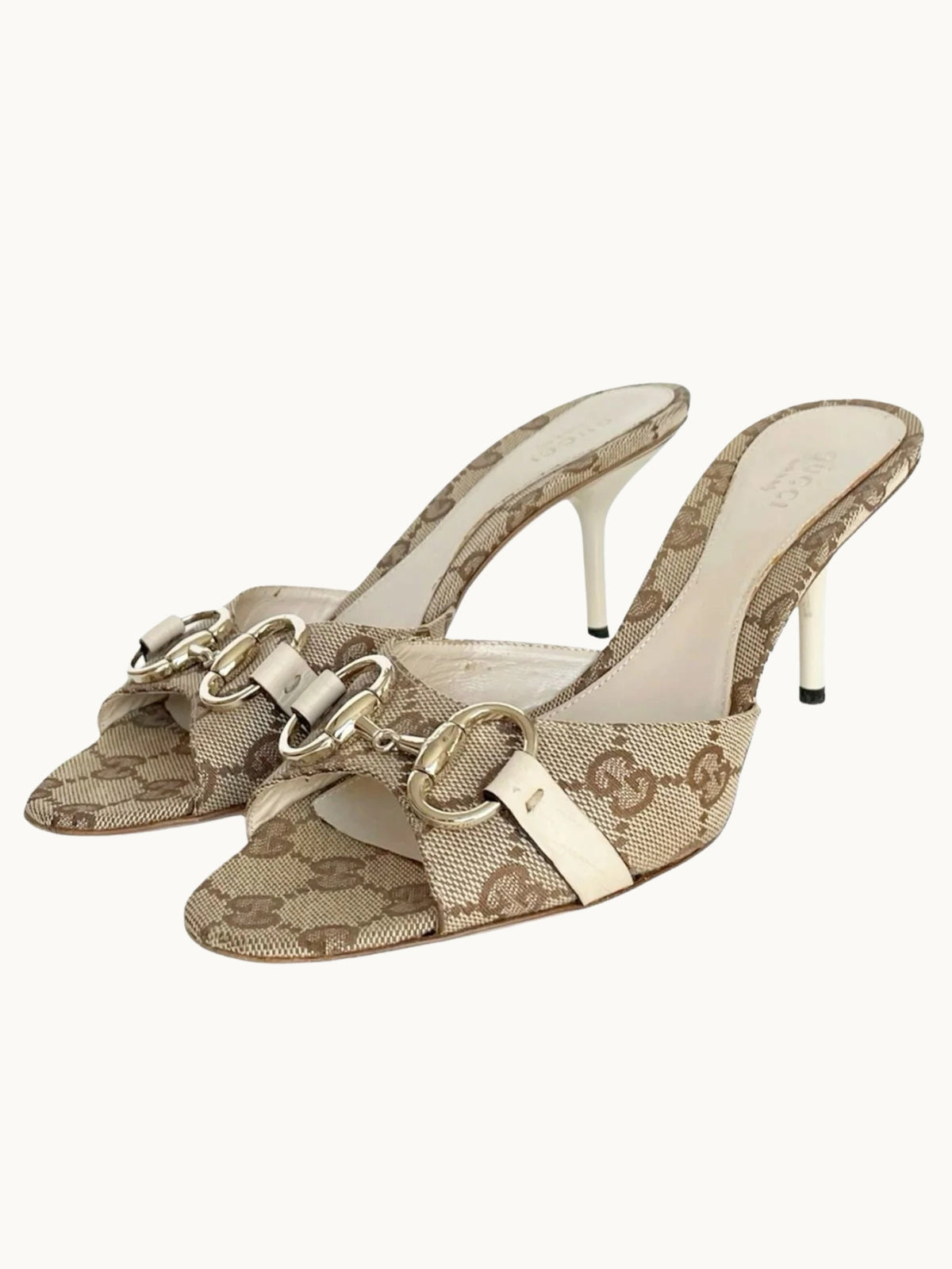 SIGNATURE PATTERN HEELS